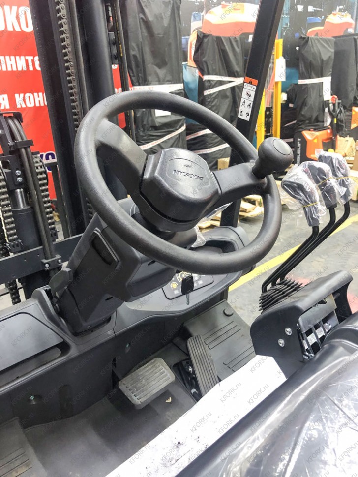 Эл. погрузчик Doosan B30NS